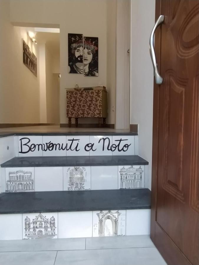 Casa Lele Bed & Breakfast Noto Dış mekan fotoğraf